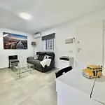 Apartmán Cyv - Modern Choice For Couples In Good Location