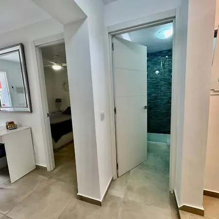 Cyv - Modern Choice For Couples In Good Location Apartament