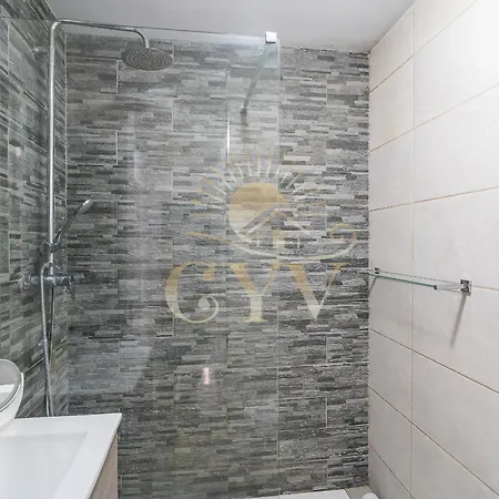 Cyv - Modern Choice For Couples In Good Location Apartament *