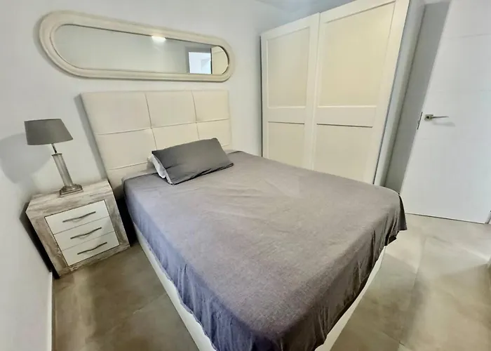 Cyv - Modern Choice For Couples In Good Location Fuengirola