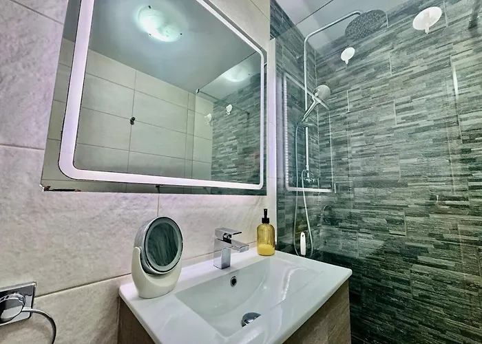 Daire Cyv - Modern Choice For Couples In Good Location