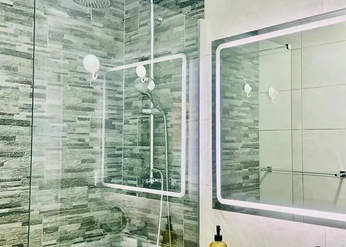 Cyv - Modern Choice For Couples In Good Location * Fuengirola