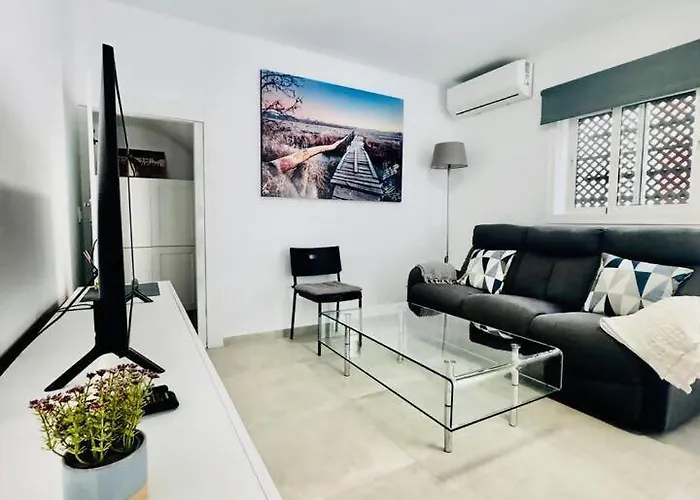 Cyv - Modern Choice For Couples In Good Location * Fuengirola