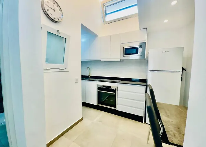 Daire Cyv - Modern Choice For Couples In Good Location